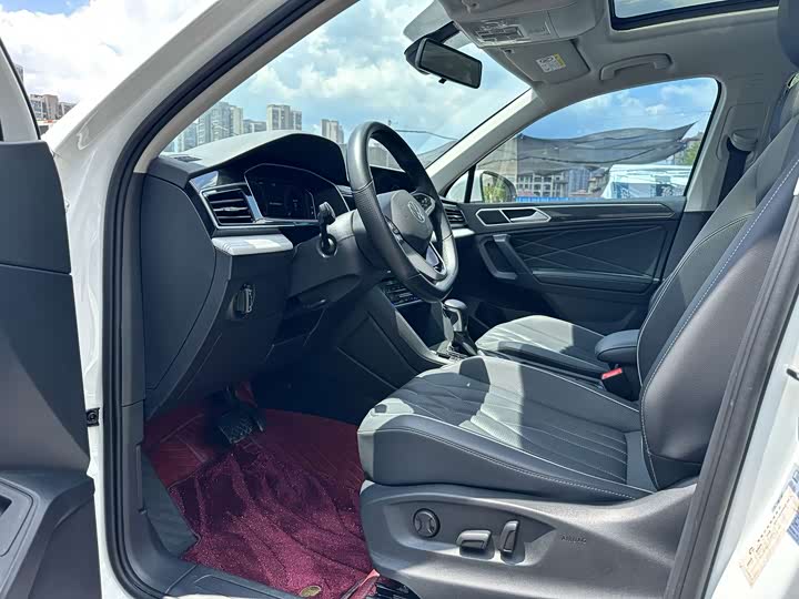 Volkswagen Tiguan L Pro, 2023 — фото 4 из 9