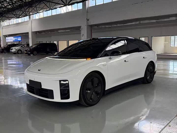 LiXiang i6, 2025 — купить в Нижнем Новгороде под ключ