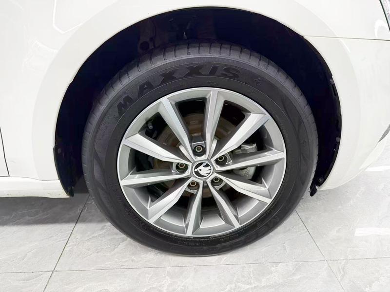 Skoda Octavia Pro, 2022 — фото 9 из 12