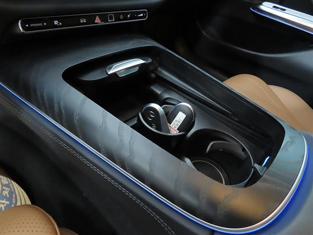 Mercedes-Benz E-Class, 2025 — фото 11 из 12
