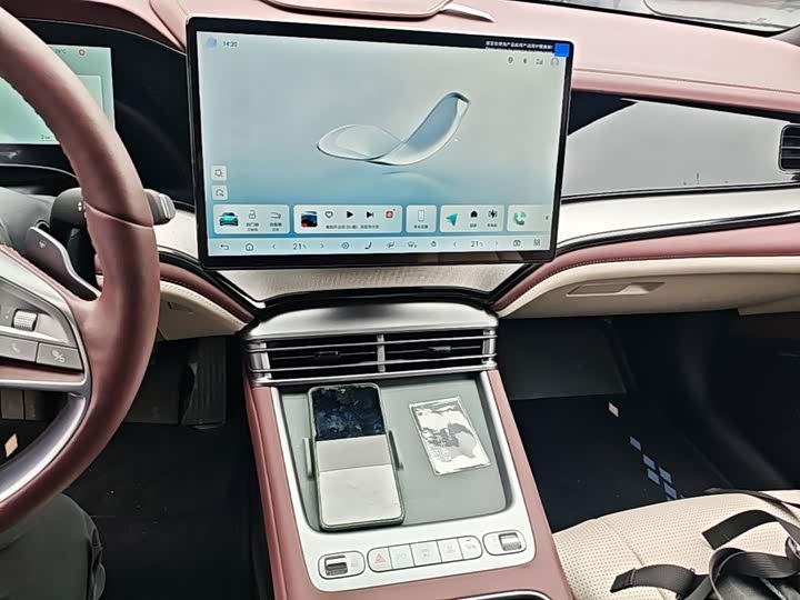 BYD Seal 07 DM-i Hybrid, 2025 — фото 9 из 9