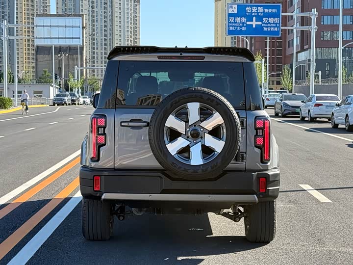 BAIC Beijing BJ40 Hybrid, 2024 — фото 5 из 9