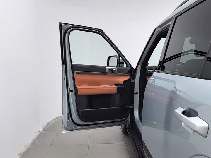 BYD FangChengBao Titanium 7 (Tai 7), 2026 — фото 8 из 9