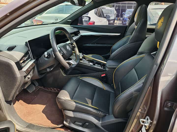 MG Motor 5 Scorpio, 2022 — фото 8 из 9