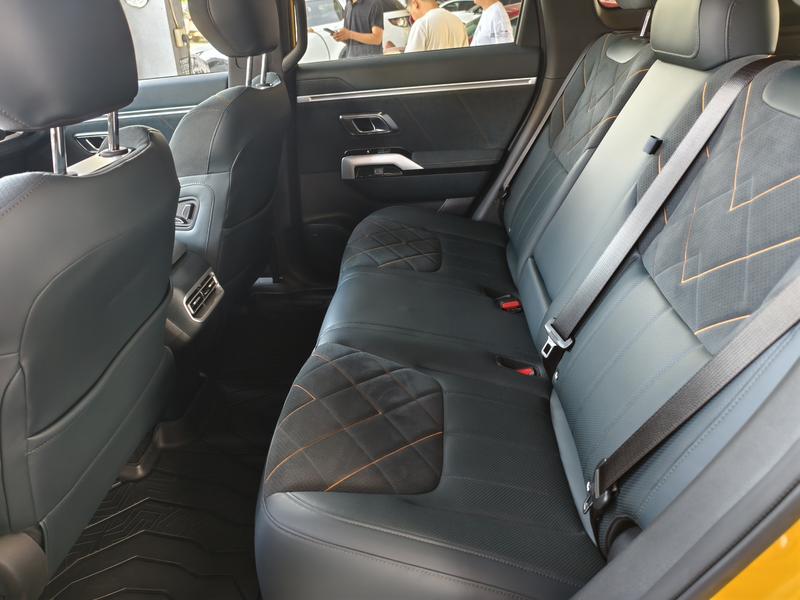 Changan Deepal G318, 2025 — фото 8 из 9