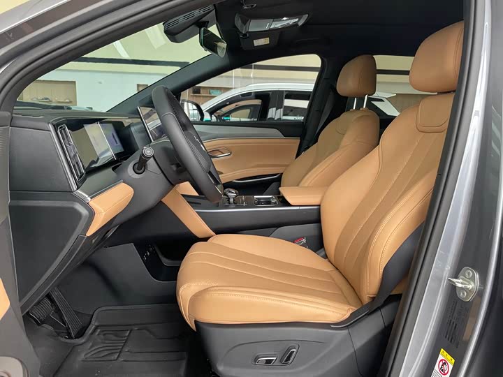 BYD Song L DM-i Hybrid, 2024 — фото 8 из 9