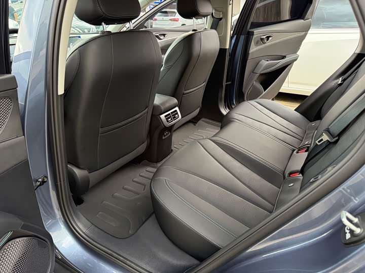 BYD Seal 06 Hybrid/EV, 2025 — фото 7 из 7