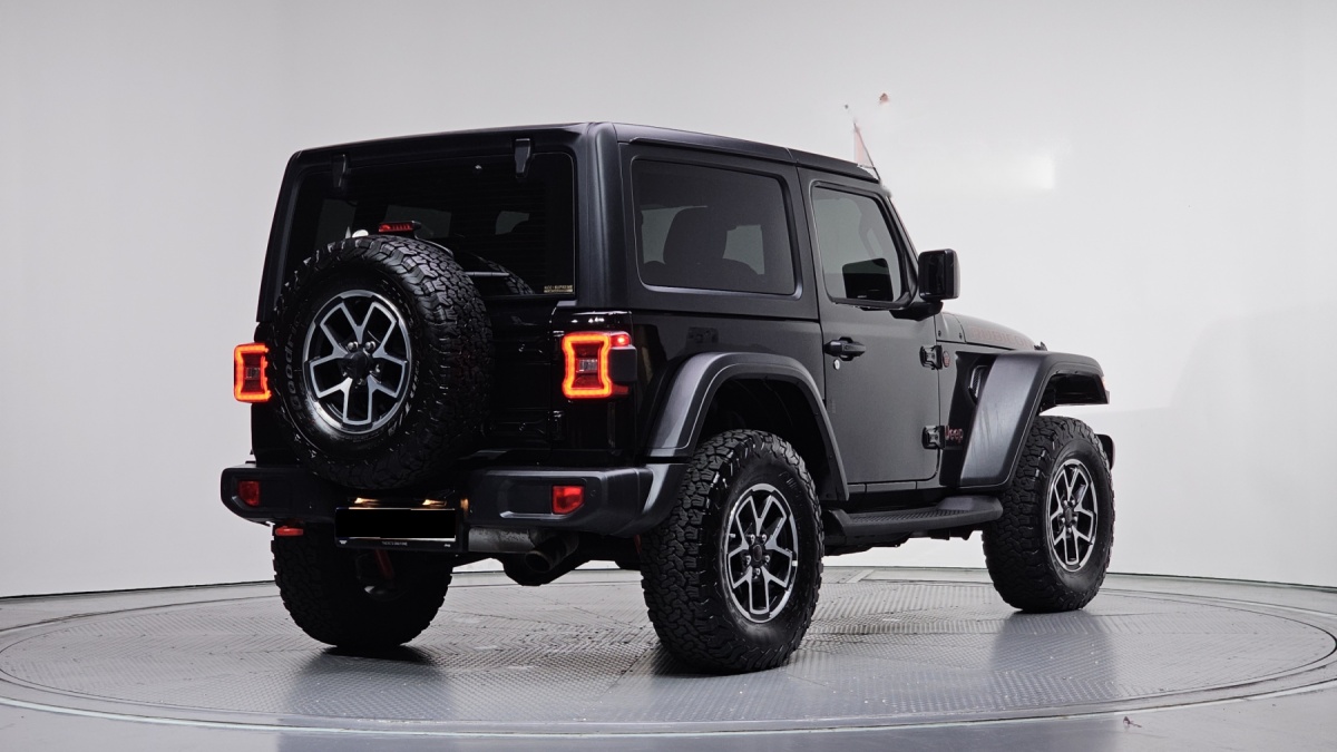 Jeep Wrangler, 2023 — фото 2 из 12