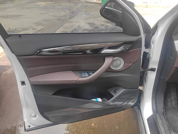 BMW X1, 2022 — фото 7 из 9