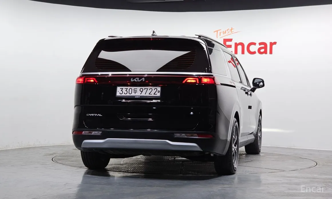 Kia Carnival, 2022 — фото 4 из 12