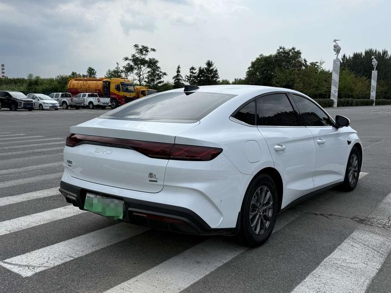 BYD Qin L, 2025 — фото 6 из 10