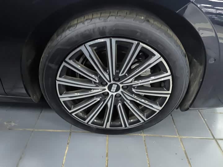Geely Galaxy Starshine 8 EM-i, 2025 — фото 6 из 9