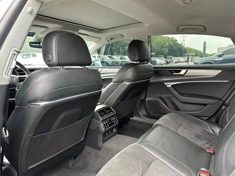 Audi A7L, 2023 — фото 8 из 9
