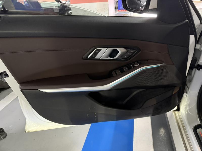 BMW i3, 2022 — фото 7 из 8