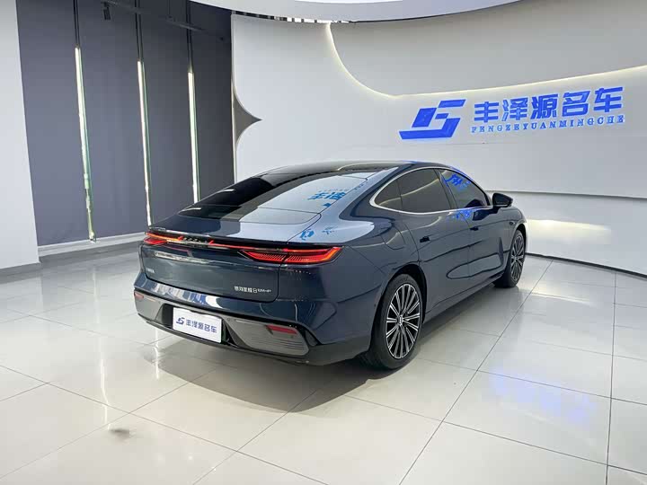 Geely Galaxy Starshine 8 EM-i, 2025 — фото 4 из 9
