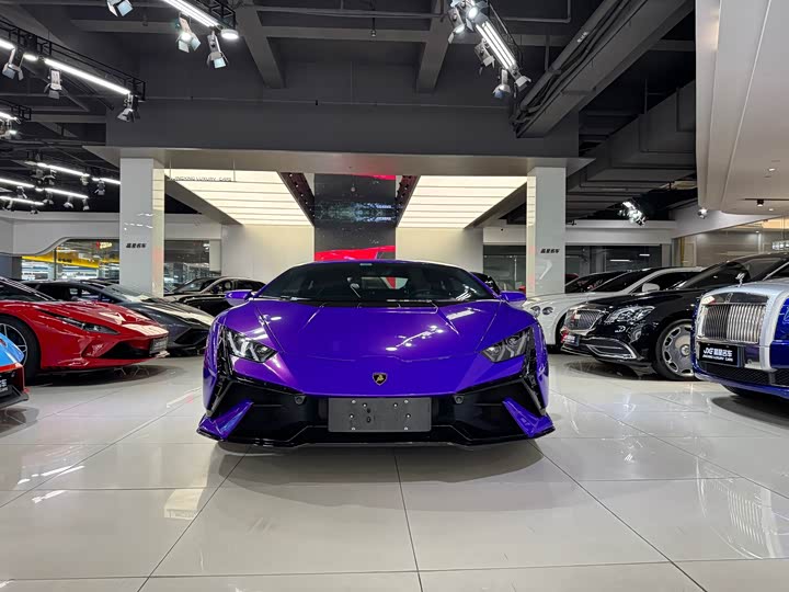 Lamborghini Huracán, 2024 — фото 2 из 9