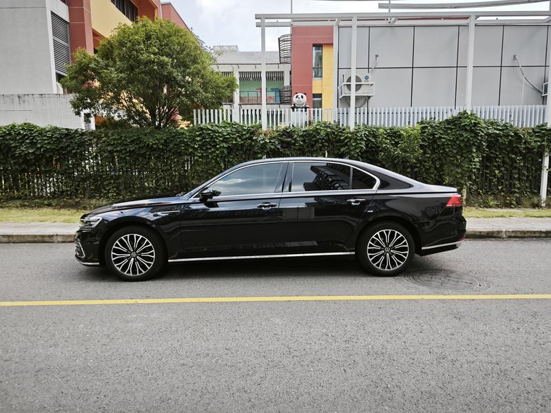 Volkswagen Phideon, 2023 — фото 4 из 12