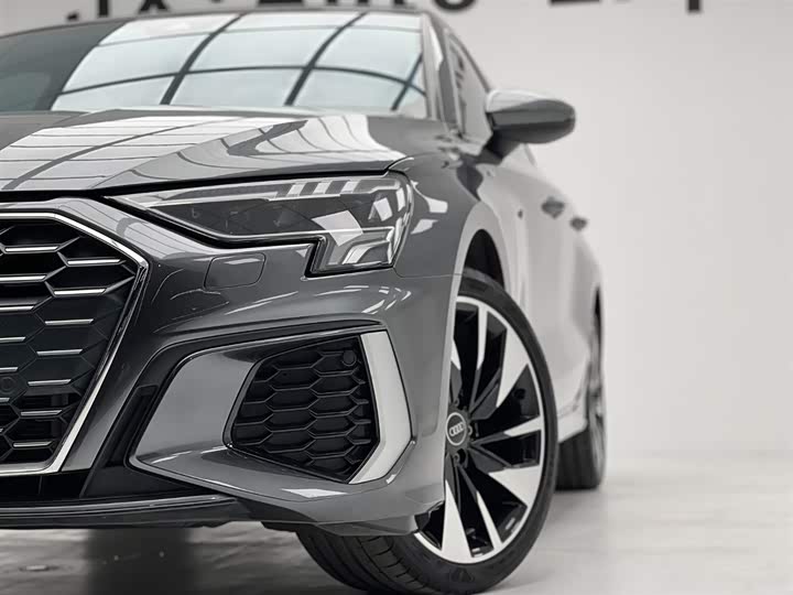 Audi A3, 2023 — фото 7 из 9