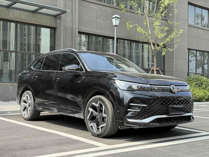 Volkswagen Tiguan L Pro, 2024 — фото 9 из 9