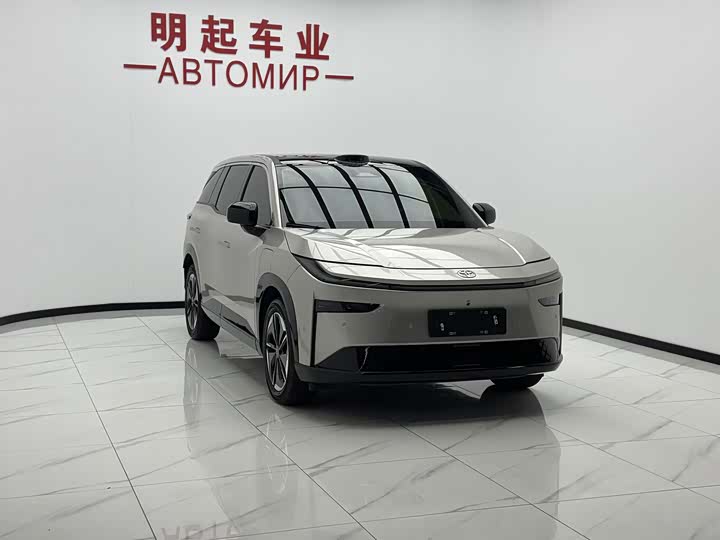 Toyota bZ3X, 2025 — фото 3 из 9
