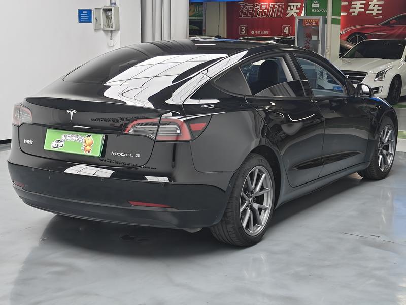 Tesla Model 3, 2022 — фото 7 из 12