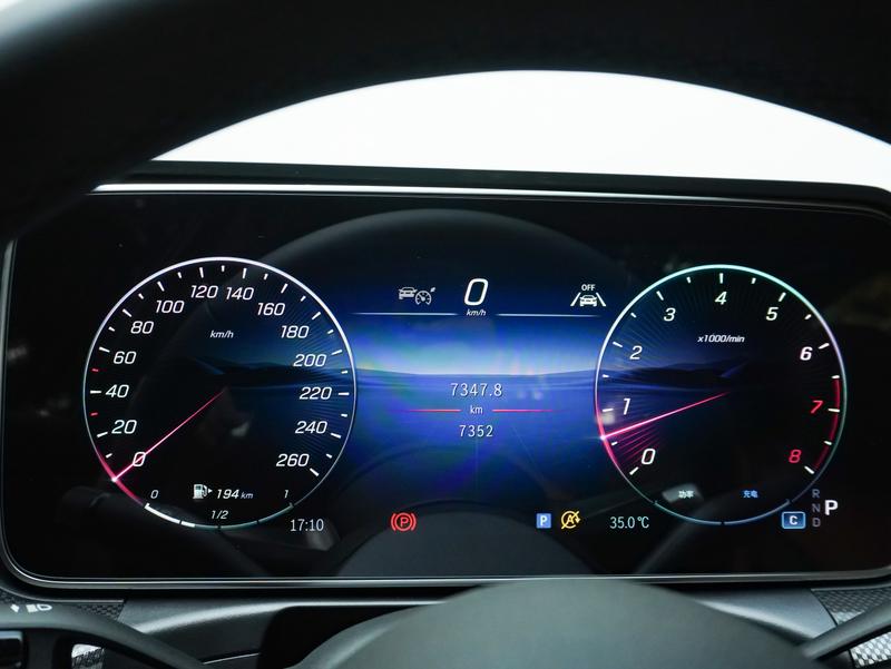 Mercedes-Benz C-Class, 2025 — фото 8 из 12
