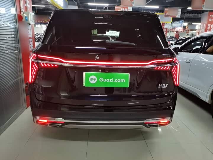 Hongqi HS7 Hybrid, 2025 — фото 6 из 9