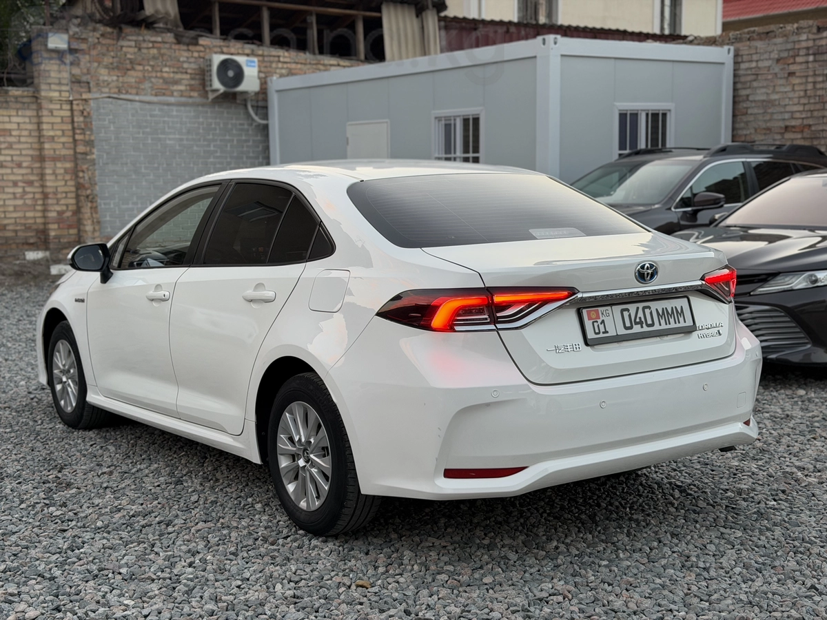 Toyota Corolla, 2021 — фото 3 из 12