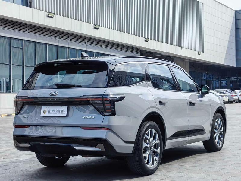 Ford Edge, 2022 — фото 6 из 12