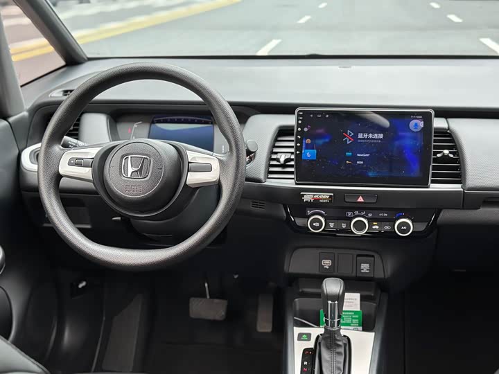 Honda Fit, 2024 — фото 7 из 9