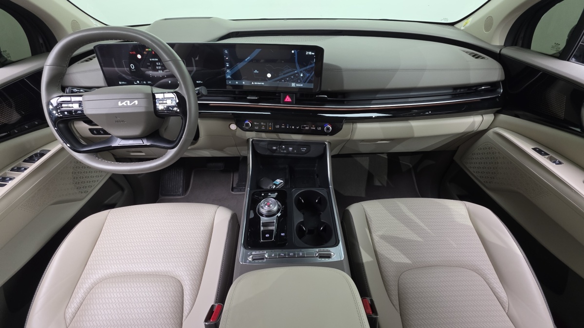 Kia Carnival, 2025 — фото 7 из 12