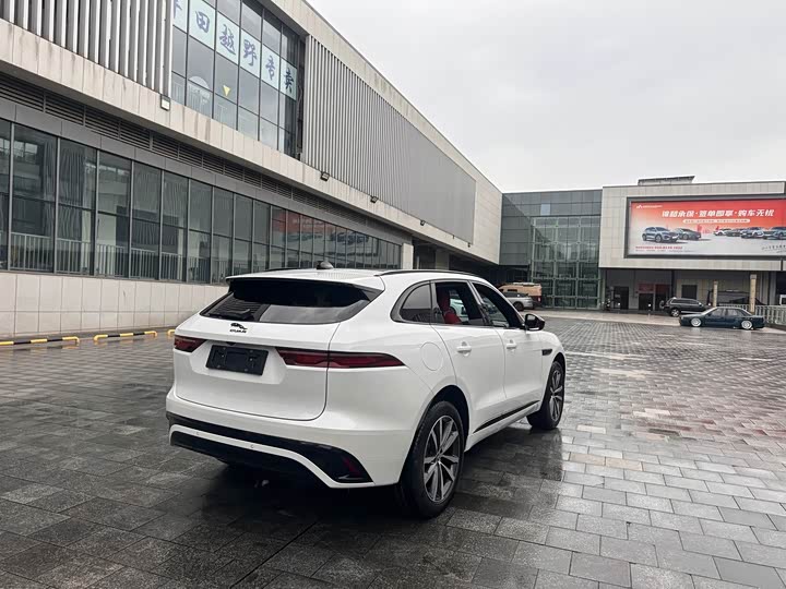 Jaguar F-Pace, 2024 — фото 6 из 9