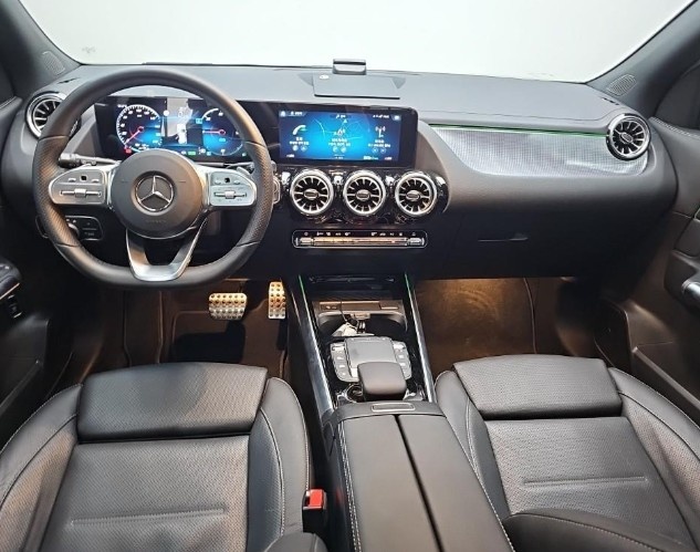 Mercedes-Benz EQA, 2022 — фото 7 из 12