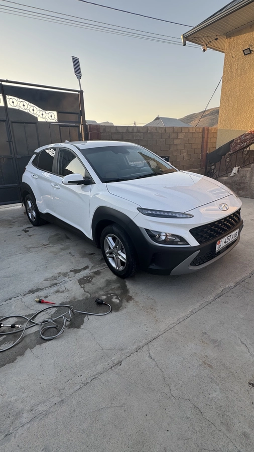 Hyundai Kona, 2022 — фото 3 из 3