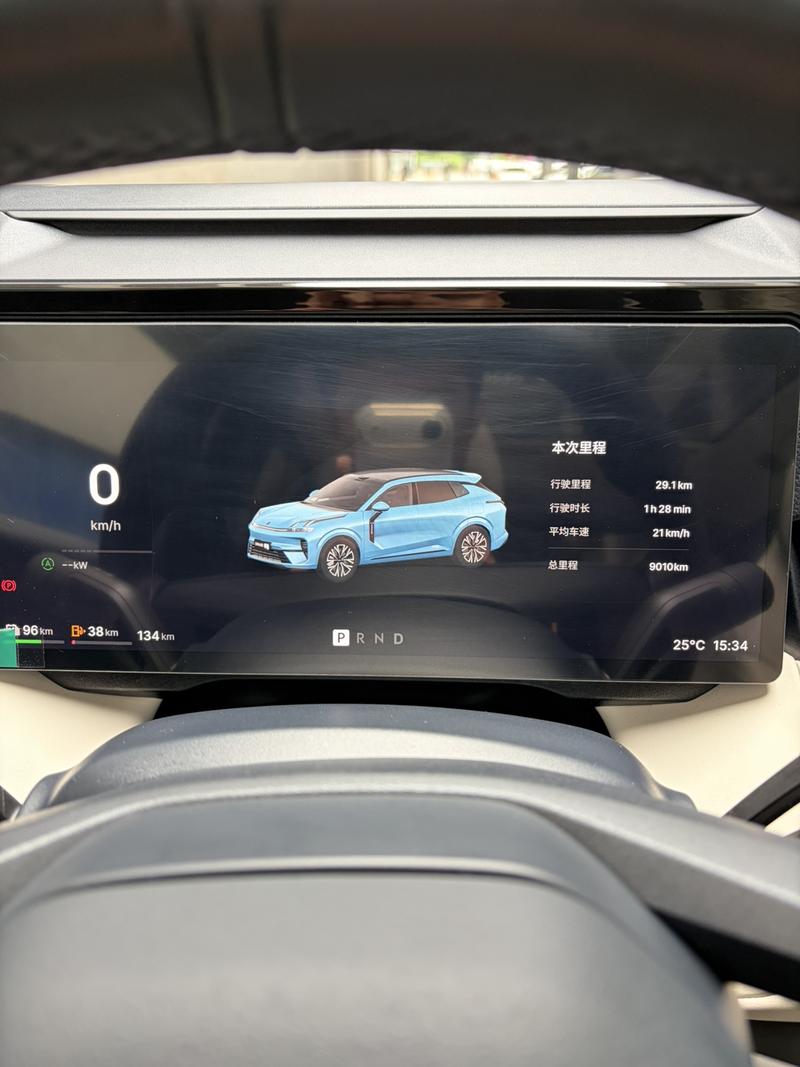 Lynk & Co 08 EM-P Hybrid, 2025 — фото 9 из 12