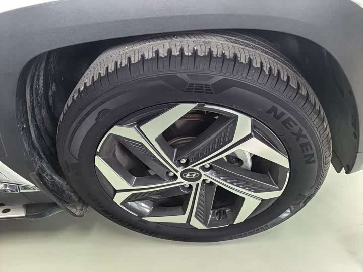 Hyundai Tucson L, 2022 — фото 6 из 9