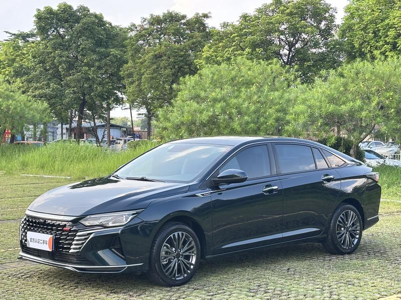 Dongfeng Aeolus Yixuan Max, 2022 — купить в Ярославле под ключ