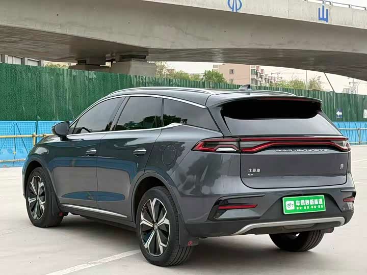 BYD Tang Hybrid/EV, 2022 — фото 5 из 9
