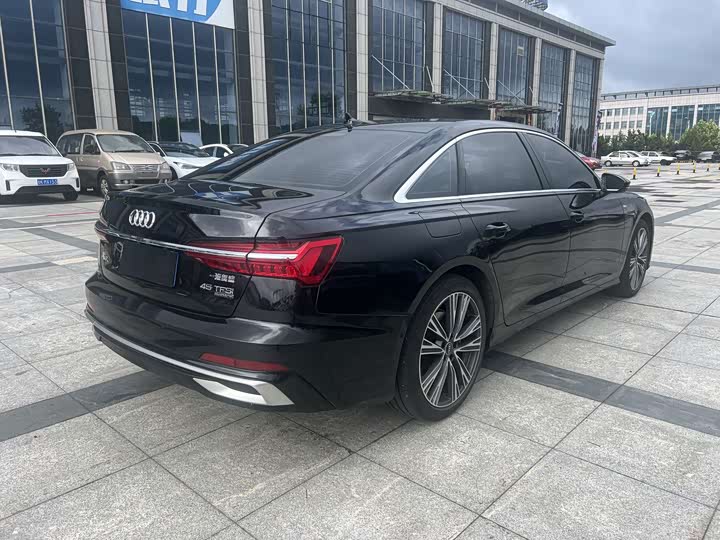 Audi A6L, 2024 — фото 3 из 9