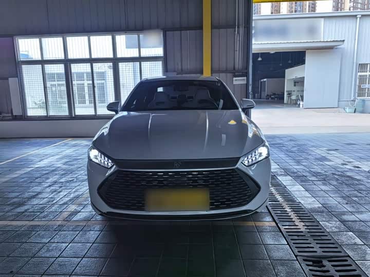 BYD Qin Plus, 2023 — фото 3 из 9