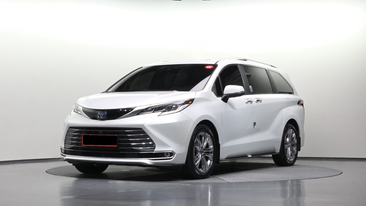 Toyota Sienna, 2022 — купить в Калуге под ключ