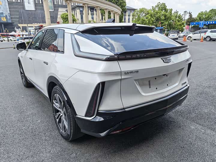 Cadillac Lyriq, 2023 — фото 4 из 9