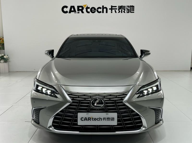 Lexus ES, 2025 — фото 2 из 12