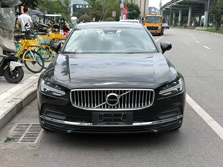 Volvo S90, 2024 — фото 2 из 9