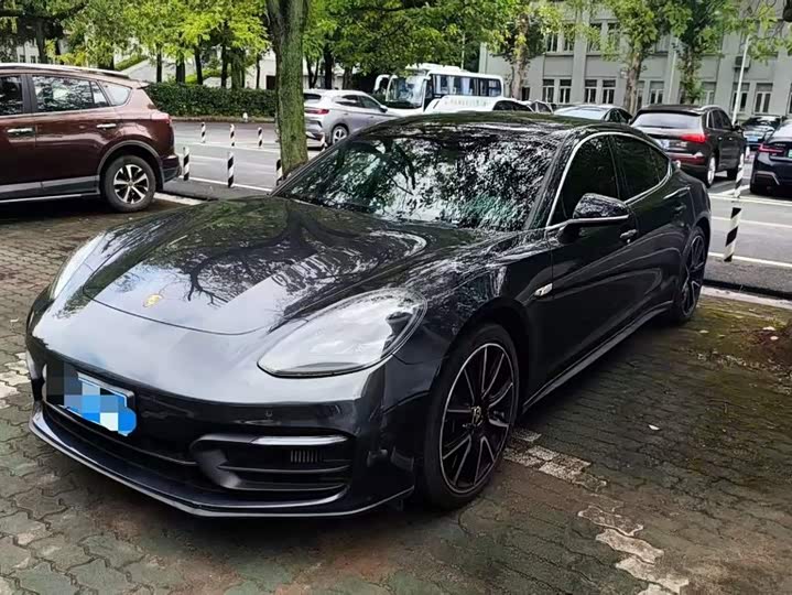 Porsche Panamera, 2023 — купить в Самаре под ключ