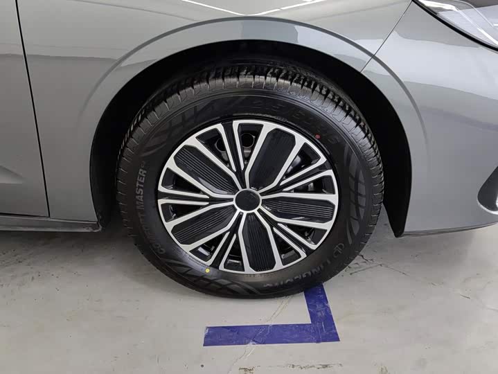 Geely Galaxy Starshine 6, 2025 — фото 6 из 9