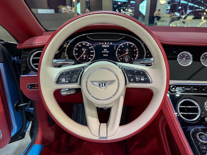 Bentley Continental GT, 2023 — фото 7 из 12