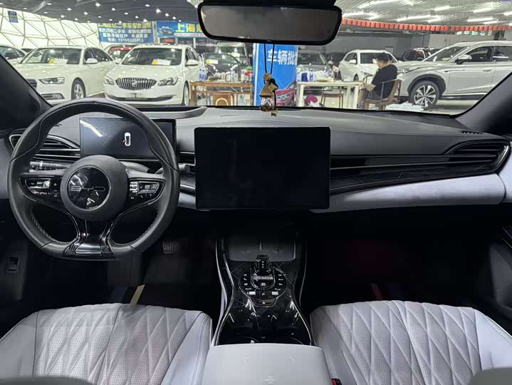 BYD Seal, 2023 — фото 7 из 9