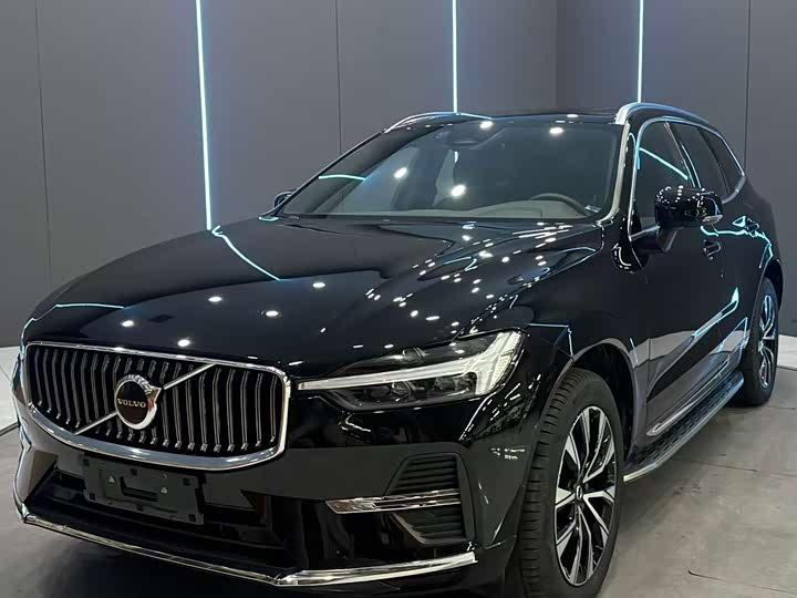 Volvo XC60, 2023 — купить в Перми под ключ