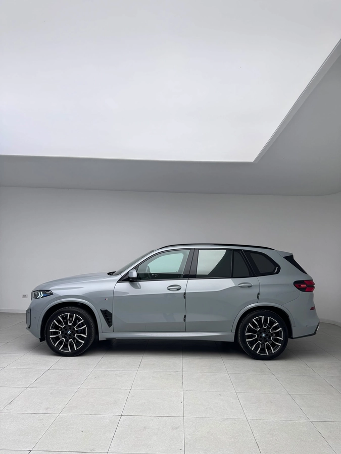 BMW X5, 2025 — фото 6 из 12